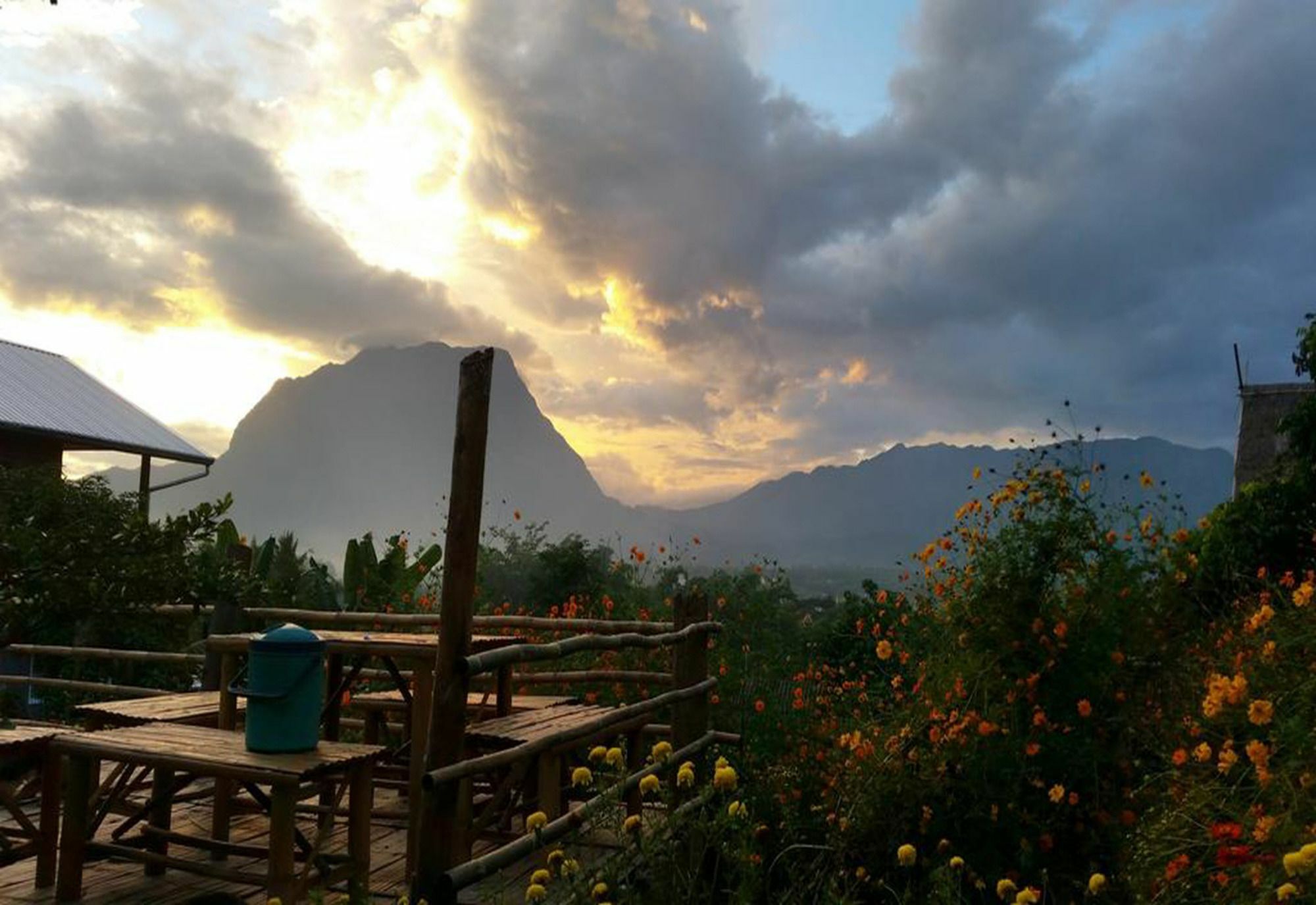 Baan Aingdoi Homestay, تْشينغْ داوْ المظهر الخارجي الصورة