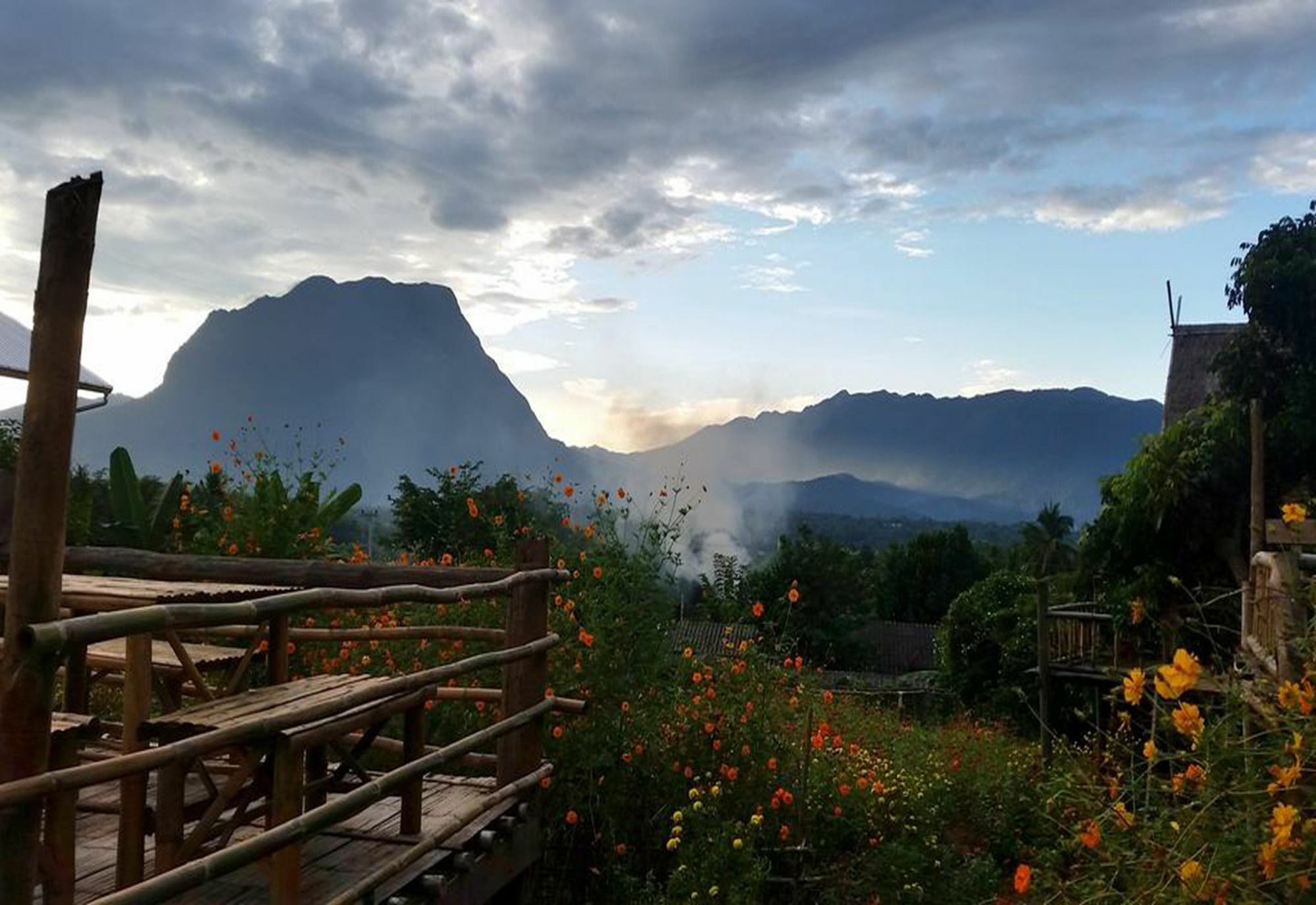 Baan Aingdoi Homestay, تْشينغْ داوْ المظهر الخارجي الصورة